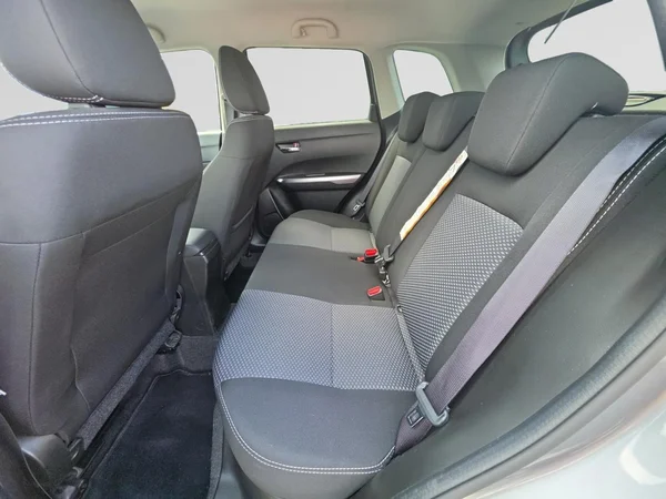 SUZUKI Vitara (2021) — foto 10 van 26
