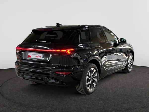 AUDI Q6 e-tron (2026) — foto 12 van 23