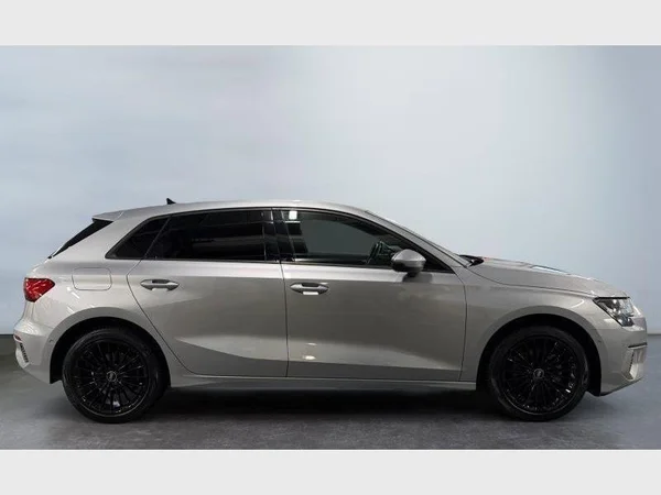 Audi A3 Sportback (2022) — foto 25 van 28