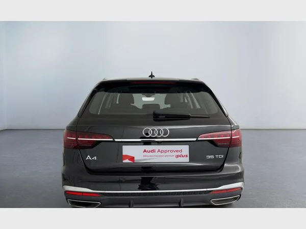 Audi A4 Avant (2021) — foto 13 van 15