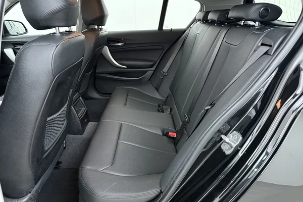 BMW 1 Hatch (f20 Lci) (2018) — foto 20 van 21