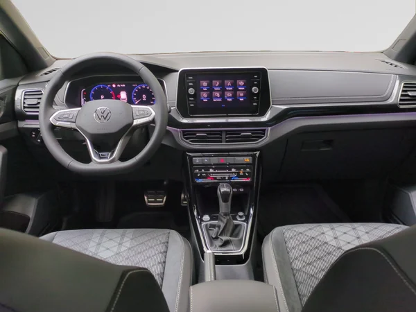VOLKSWAGEN T-Cross (2024) — foto 9 van 15