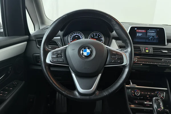 BMW 2 Gran Tourer (F46 LCI) (2020) — foto 2 van 22