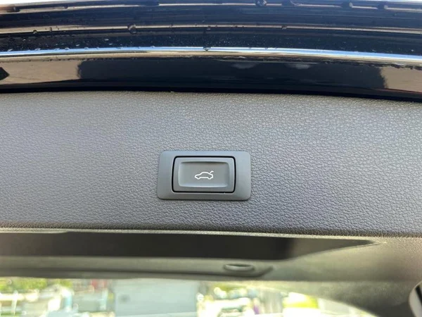 AUDI Q2 Dsl (2021) — foto 24 van 31