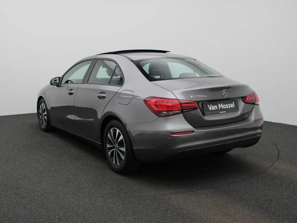 Mercedes-Benz A-Klasse (2021) — foto 12 van 49