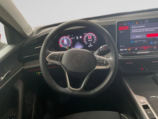 VOLKSWAGEN Passat SW (2025) — foto 4 van 22