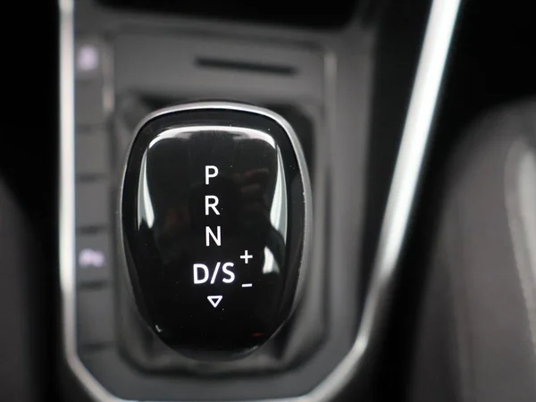 VOLKSWAGEN Polo (2024) — foto 8 van 29