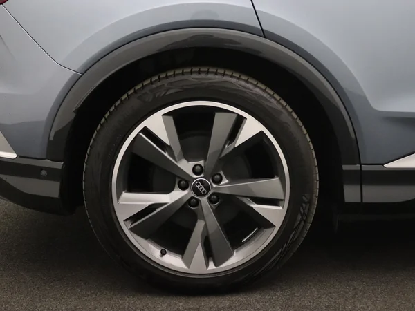 AUDI Q4 Sportback e-tron (2022) — foto 16 van 25