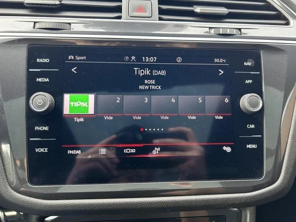 VOLKSWAGEN Tiguan Allspace (2023) — foto 20 van 42