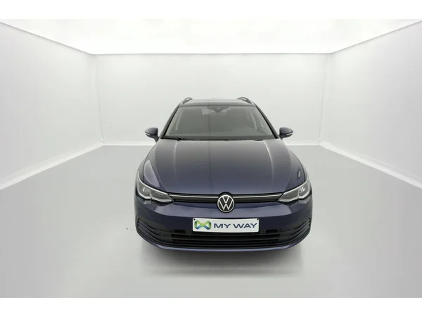 VOLKSWAGEN Golf VIII SW (2024) — foto 12 van 36