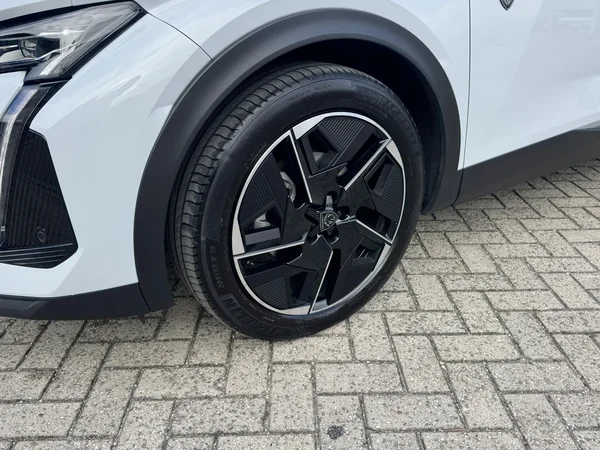 Peugeot 408 (2025) — foto 21 van 24