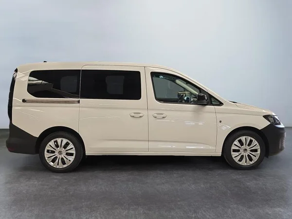 VOLKSWAGEN Caddy Maxi Dsl (2022) — foto 28 van 32