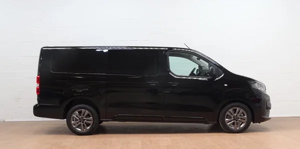 Peugeot Expert (2026) — foto 12 van 34