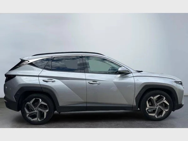 Hyundai TUCSON (2023) — foto 16 van 17