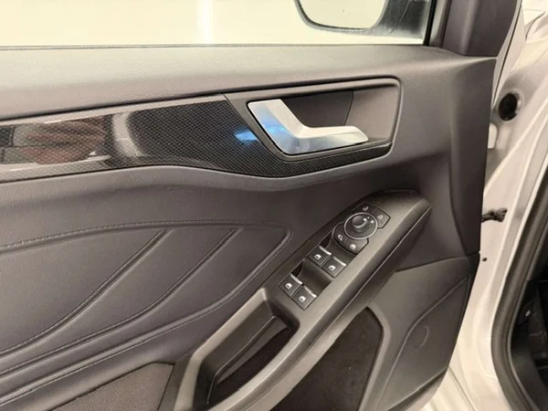 Ford Focus (2025) — foto 10 van 23