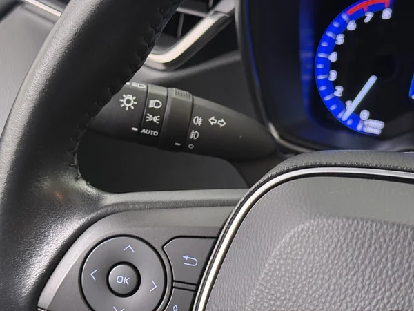 TOYOTA Corolla (2022) — foto 5 van 27