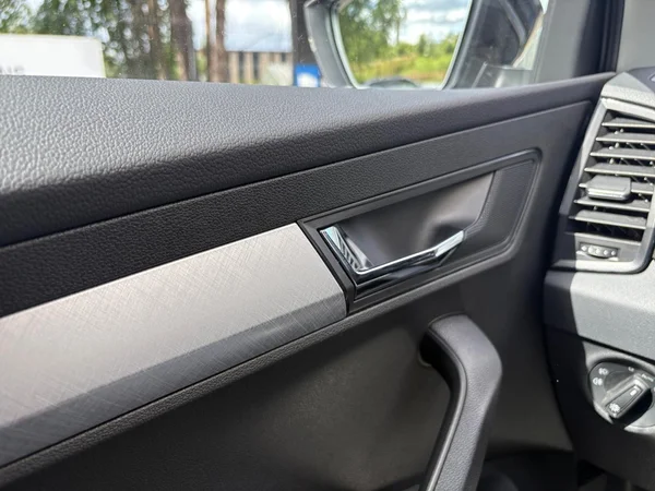 SKODA Karoq (2025) — foto 7 van 24
