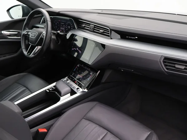 AUDI e-tron Sportback (2022) — foto 21 van 27