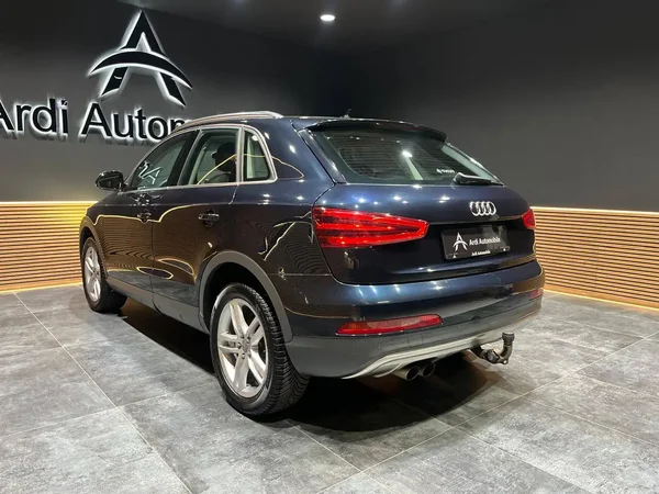 Audi Q3 (2015) — foto 17 van 20