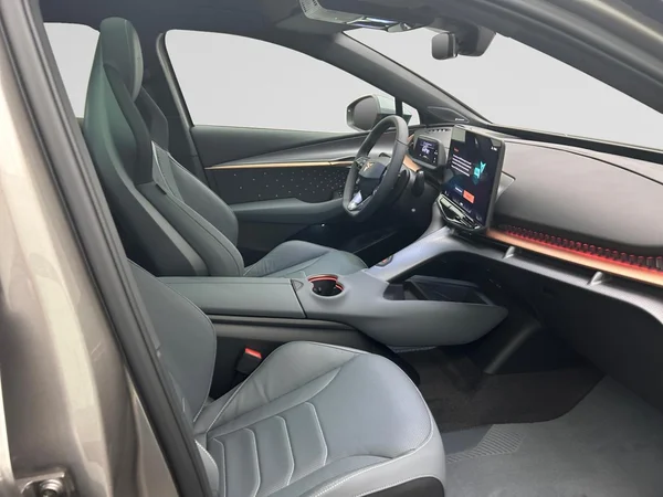 CUPRA Tavascan (2026) — foto 8 van 24