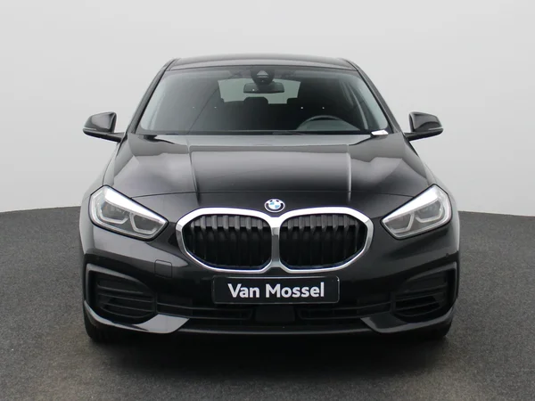 BMW 1 Reeks (2023) — foto 23 van 39