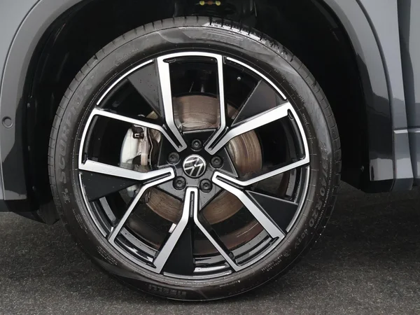 VOLKSWAGEN Tayron (2025) — foto 24 van 28