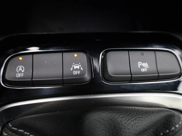 Opel Corsa (2021) — foto 17 van 39