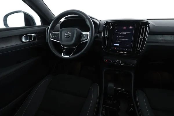Volvo C40 (2022) — foto 4 van 16