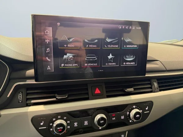AUDI A4 (2022) — foto 9 van 28
