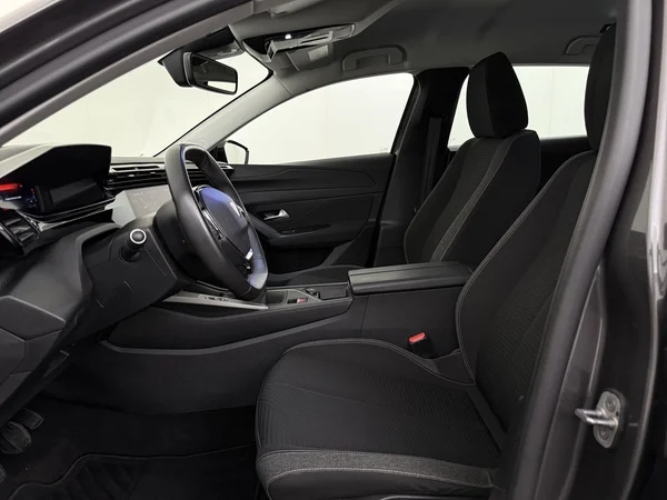 PEUGEOT 308 (2023) — foto 2 van 27