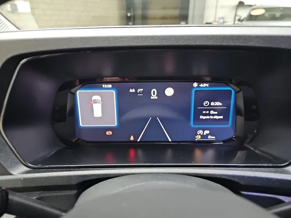 VOLKSWAGEN Caddy Maxi Van (2025) — foto 4 van 25