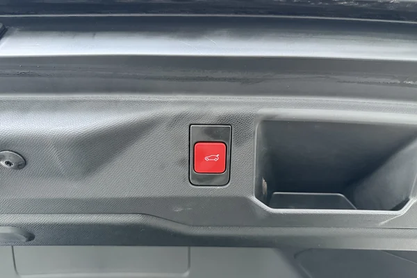 Peugeot 5008 (2025) — foto 10 van 18