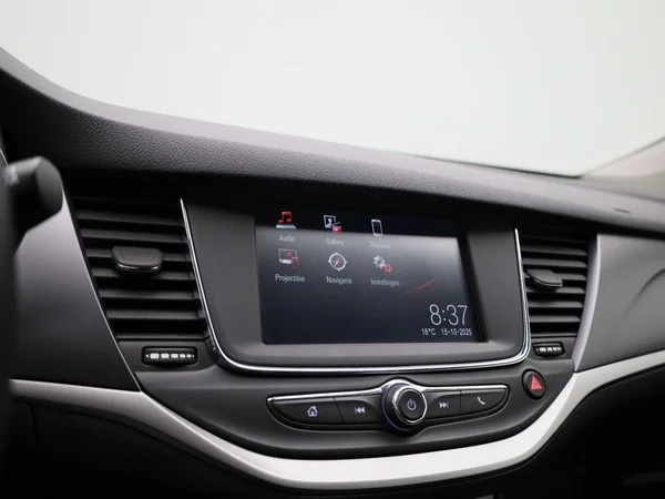 Opel Astra (2021) — foto 7 van 29