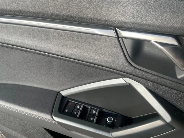 AUDI Q3 Sportback (2023) — foto 6 van 20