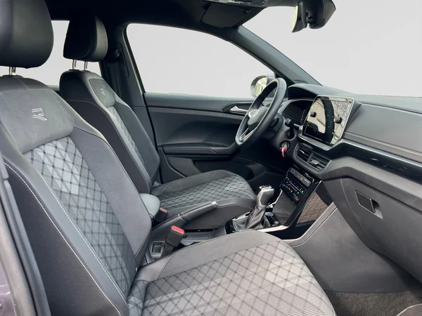 VOLKSWAGEN T-Cross (2025) — foto 3 van 24