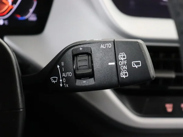 BMW 116 (2023) — foto 15 van 27
