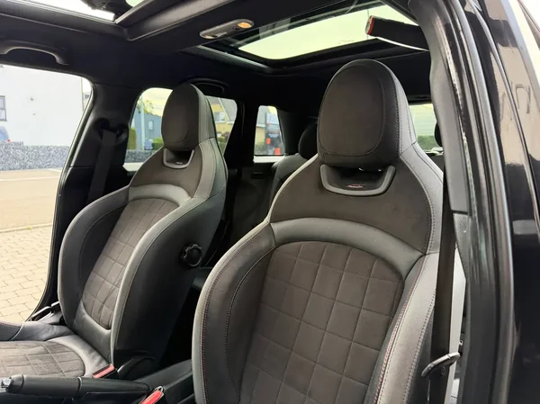 Mini Cooper (2021) — foto 4 van 25