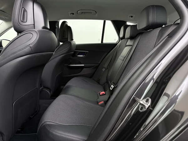 MERCEDES C 180 (2022) — foto 5 van 30