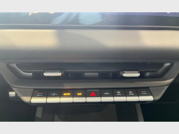 VOLKSWAGEN ID.3 Neo (2026) — foto 18 van 29