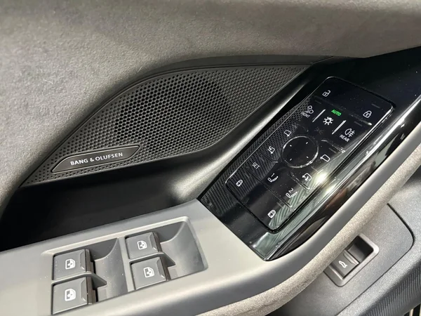 AUDI A6 Avant e-tron (2026) — foto 10 van 23