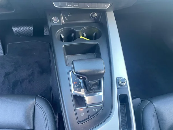 AUDI A4 Avant Dsl (2023) — foto 8 van 22