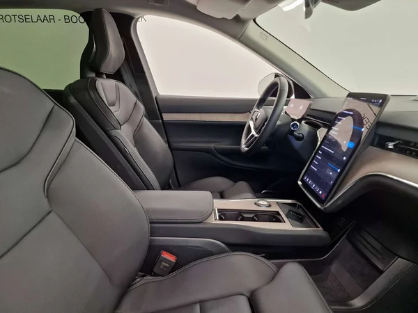 Volvo EX90 (2025) — foto 14 van 17