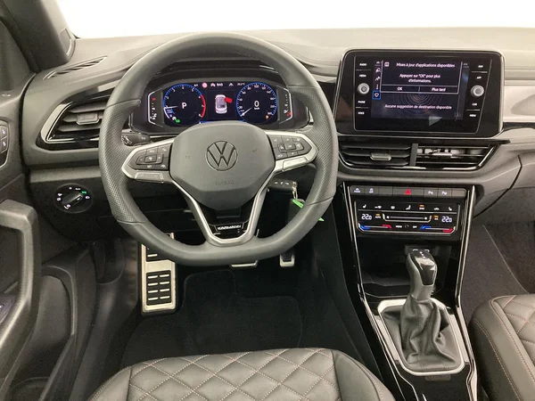 VOLKSWAGEN T-Roc Cabriolet (2025) — foto 26 van 48