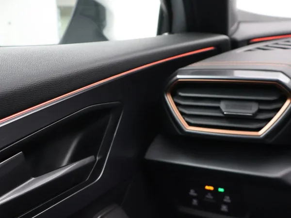 CUPRA Formentor (2024) — foto 14 van 33