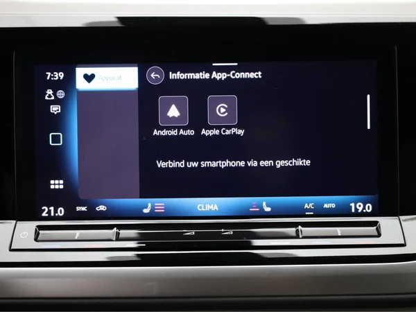 VOLKSWAGEN T7 California (2025) — foto 9 van 23