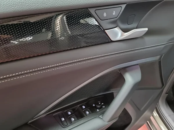 VOLKSWAGEN Tayron (2025) — foto 7 van 24