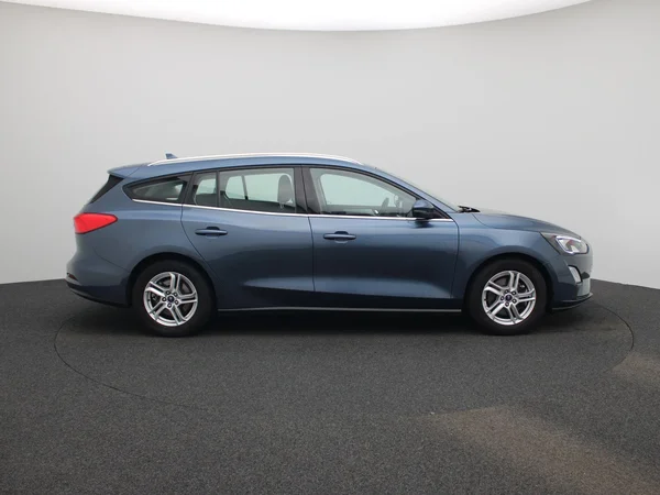 Ford Focus (2021) — foto 36 van 38