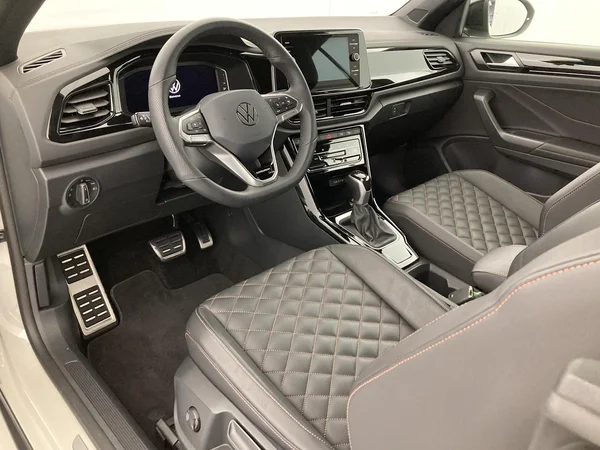 VOLKSWAGEN T-Roc Cabriolet (2025) — foto 25 van 48