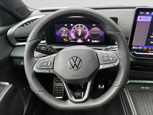 VOLKSWAGEN T-Roc (2025) — foto 11 van 24