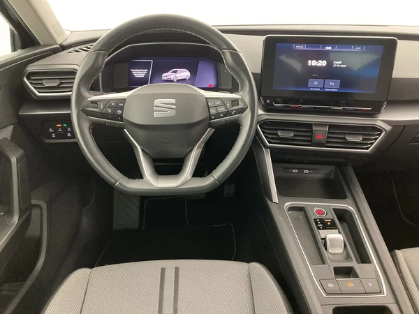 SEAT Leon ST (2022) — foto 8 van 36